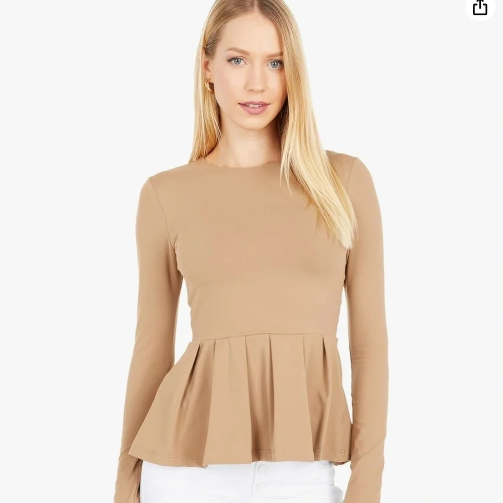 Susana Monaco Long Sleeve Crew Peplum Top